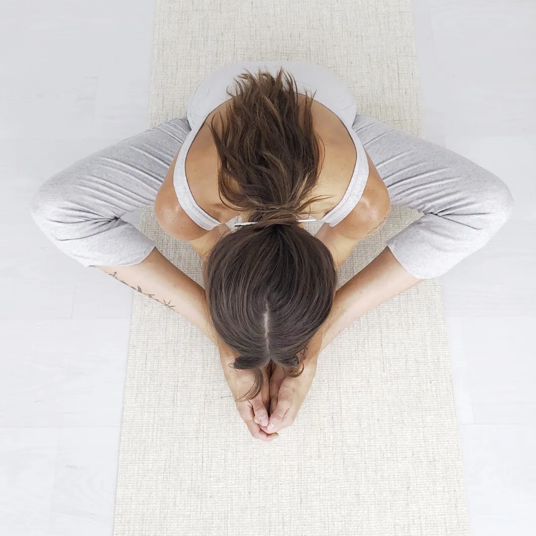 THE ANAHATA YOGA TANK